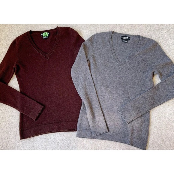 Sutton Cashmere V-Neck Sweater Soft Knit Pullover Casual Top Small - Picture 1 of 12